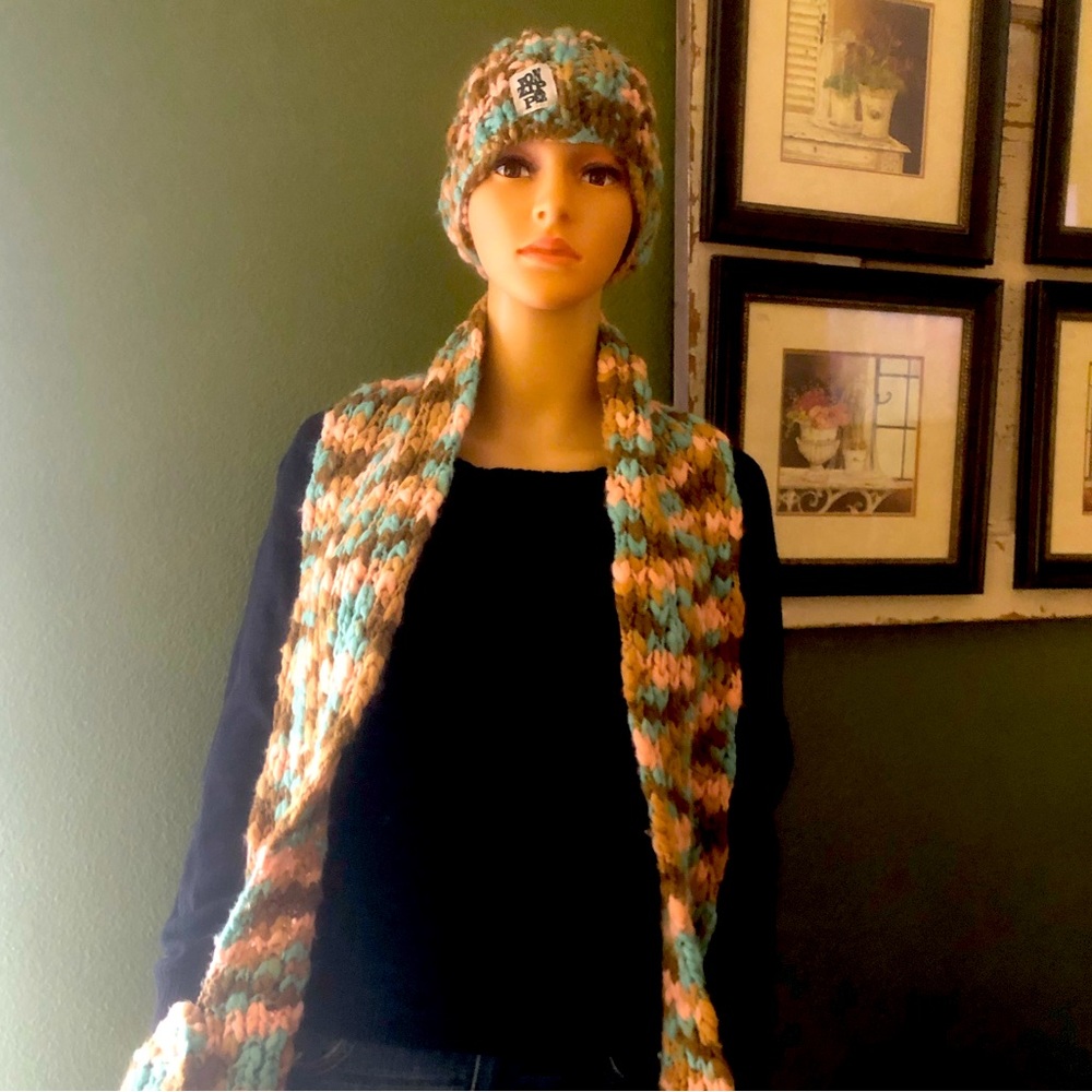 Knit hat and matching long knit pocket scarf